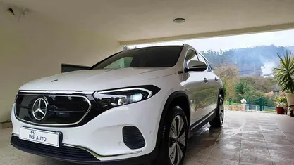 Branco Usado 2021 Mercedes EQA250 SUV | € 32.500 (Preço justo)