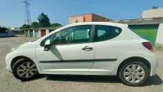 Branco Usado 2010 Peugeot 207 Citadino | € 3.100 (Super Preço)