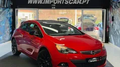 Vermelho Usado 2016 Opel Astra S Coupé | € 13.999 (Preço justo)