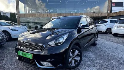 Usado Kia Niro 141 HP (103 kW) 2018 SUV