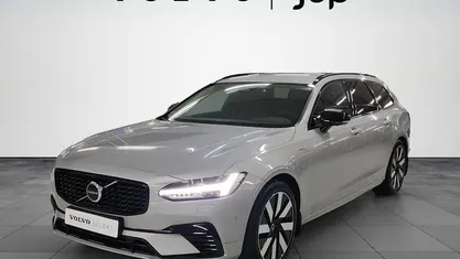 Usado Volvo V90 Plus 350 HP (257 kW) 2025 Carrinha