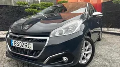 Azul Usado 2017 Peugeot 208 Citadino | € 8.990 (Preço justo)