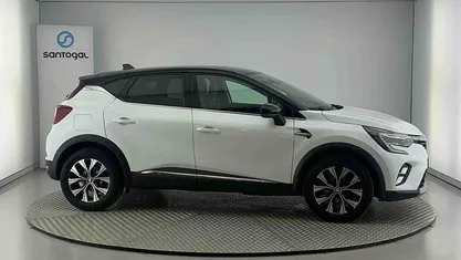 Usado 2023 Renault Captur Techno SUV | € 19.700 (Preço justo)