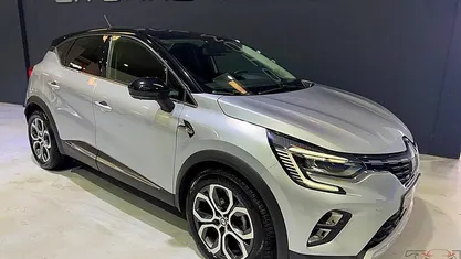 Usado Renault Captur Intens 100 HP (73 kW) 2021 SUV