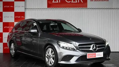 Usado Mercedes C200 Business 160 HP (117 kW) 2019 Cinzento Carrinha