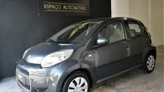 Cinza Usado 2010 Citroën C1 Citadino | € 6.490 (Preço justo)
