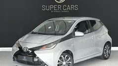 Cinzento Usado 2016 Toyota Aygo Citadino | € 7.990 (Bom preço)
