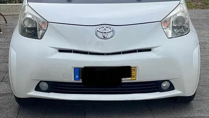 Usado Toyota iQ 90 HP (66 kW) 2009 Branco Citadino
