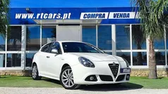 Branco Usado 2014 Alfa Romeo Giulietta Citadino | € 10.980 (Preço justo)
