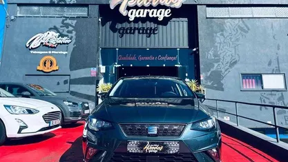 Cinza Usado 2022 Seat Ibiza Reference | € 15.990 (Preço justo)