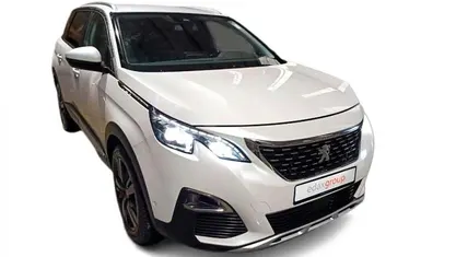 Usado Peugeot 5008 130 HP (95 kW) 2018 SUV