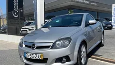 Cinzento Usado 2005 Opel Tigra Cabrios | € 6.300