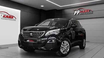 Usado Peugeot 3008 130 HP (95 kW) 2019 Preto SUV
