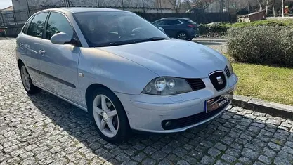 Usado Seat Ibiza 64 HP (47 kW) 2005 Citadino