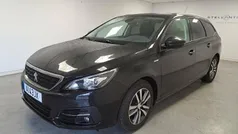 Preto Usado 2021 Peugeot 308 Style Carrinha | € 17.900 (Preço justo)