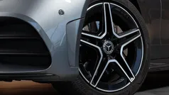 Usado 2019 Mercedes C220 AMG line Carrinha | € 23.900 (Preço justo)