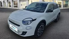 Branco Usado 2025 Fiat 600 La Prima SUV | € 25.900 (Preço justo)
