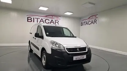 Usado 2018 Peugeot Partner Monovolume | € 14.950 (Preço justo)