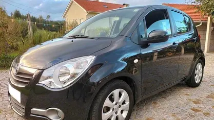 Preto Usado 2011 Opel Agila Citadino | € 5.200