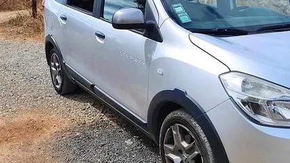 Cinzento Usado 2018 Dacia Lodgy Monovolume | € 7.200 (Bom preço)