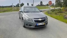 Cinzento Usado 2011 Chevrolet Cruze Sedan | € 8.300 (Preço elevado)