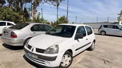 Branco Usado 2006 Renault Clio II | € 2.500 (Bom preço)