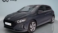 Cinzento Usado 2023 Hyundai i20 Comfort | € 16.890 (Preço justo)