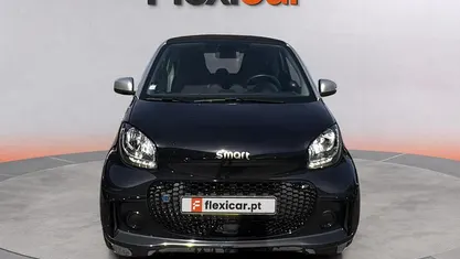 Preto Usado 2020 Smart ForTwo Electric Drive Passion Coupé | € 11.990 (Preço justo)
