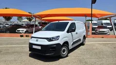 Branco Usado 2022 Fiat Doblò S Monovolume | € 16.950 (Preço justo)