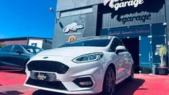 Branco Usado 2019 Ford Fiesta ST-Line Citadino | € 14.900 (Preço justo)