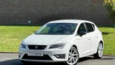 Branco Usado 2015 Seat Leon FR Sedan | € 16.250 (Preço justo)