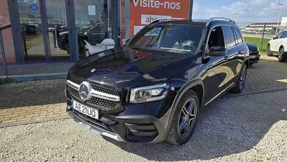 Usado Mercedes 180 116 HP (85 kW) 2021 Preto Sedan