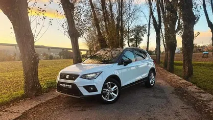 Usado Seat Arona FR 115 HP (84 kW) 2020 Branco SUV