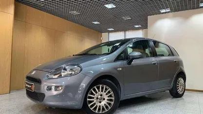 Usado Fiat Punto 85 HP (62 kW) 2012 Citadino