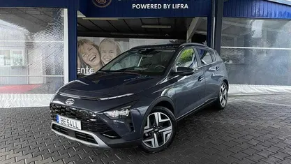 Cinza Usado 2023 Hyundai Bayon Premium SUV | € 17.980 (Preço justo)