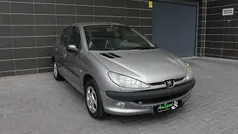 Usado 2003 Peugeot 206 | € 2.850 (Preço justo)