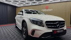 Branco Usado 2017 Mercedes GLA200 Urban SUV | € 25.990 (Preço justo)