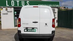 Branco Usado 2020 Peugeot Partner Premium Monovolume | € 12.970 (Preço justo)
