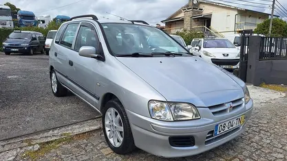 Cinzento Usado 2002 Mitsubishi Space Star Van | € 2.500