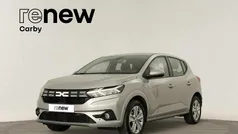 Cinzento Usado 2024 Dacia Sandero | € 17.490 (Preço justo)