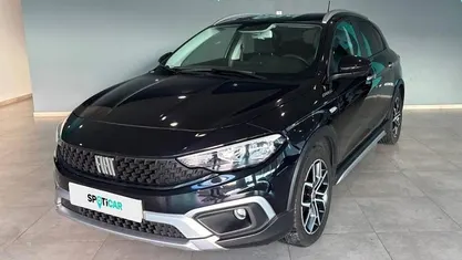 Usado Fiat Tipo Cross 95 HP (69 kW) 2022 Sedan