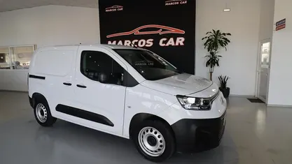 Usado 2023 Fiat Doblò Monovolume | € 17.700 (Preço justo)