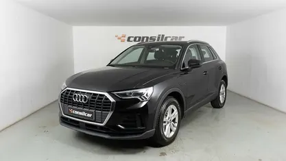 Usado Audi Q3 245 HP (180 kW) 2021 Preto SUV