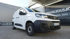 Branco Usado 2021 Peugeot Partner Monovolume | € 13.500 (Bom preço)