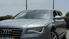 Cinzento Usado 2012 Audi A8 Sedan | € 33.900