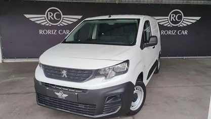 Usado 2019 Peugeot Partner Monovolume | € 9.700 (Preço justo)