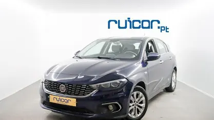 Azul Usado 2017 Fiat Tipo Easy Sedan | € 12.950 (Preço justo)