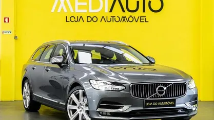 Azul Usado 2018 Volvo V90 Inscription Carrinha | € 28.890 (Preço justo)
