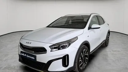 Branco Novo 2025 Kia XCeed SUV | € 25.950 (Preço justo)