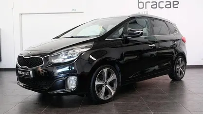 Preto Usado 2016 Kia Carens Monovolume | € 11.900 (Preço justo)